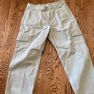 Men’s Columbia cream cargo pants